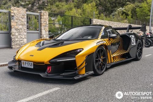 McLaren Senna GTR lăn bánh trên đường phố