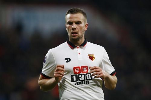 Tom Cleverley giải nghệ ở tuổi 33