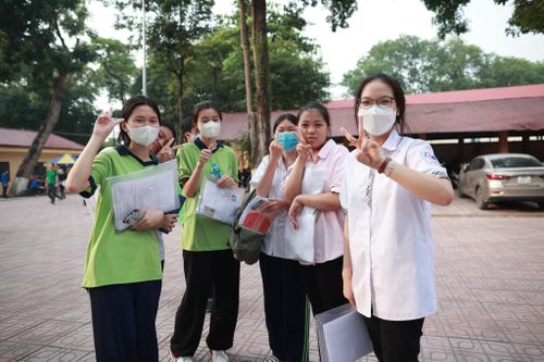 Hà Nội: Điểm chuẩn vào lớp 10 công lập cao hơn năm 2022