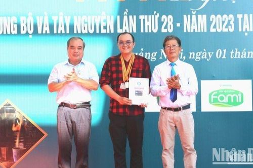 Khai mạc Liên hoan ảnh nghệ thuật khu vực Nam Trung Bộ và Tây Nguyên lần thứ 28