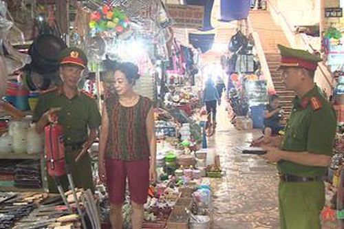Nhiều tiểu thương chợ truyền thống vẫn chủ quan với cháy nổ