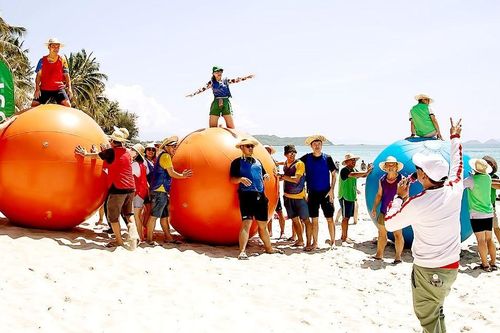 Team building: Ép quá, mất vui