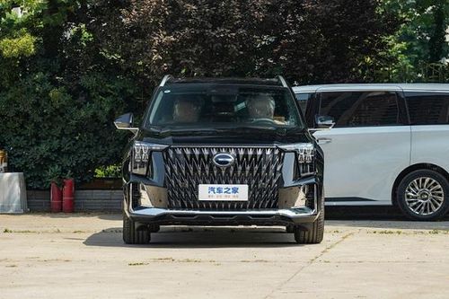 GAC Trumpchi GS8 2024 sử dụng động cơ Toyota, chỉ từ 603 triệu đồng