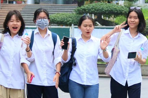 Hà Nội công bố điểm chuẩn lớp 10 chuyên năm 2023