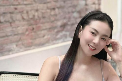MC Mai Ngọc đẹp như một 'nàng thơ' càng ngắm càng mê