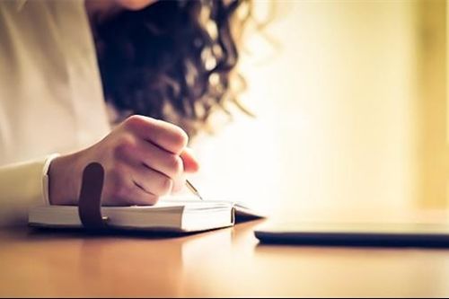 Người viết trẻ với vấn đề kế thừa và cách tân trong văn học nghệ thuật