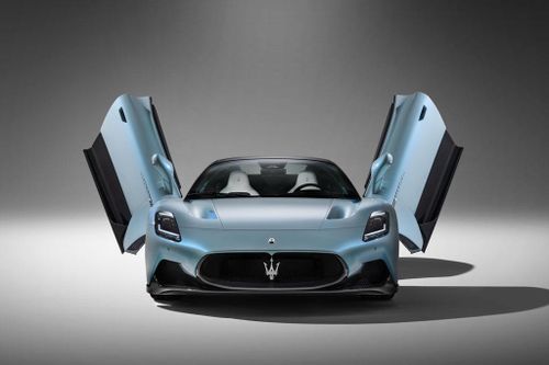 Bảng giá xe Maserati tháng 7/2023: Grecale lên kệ