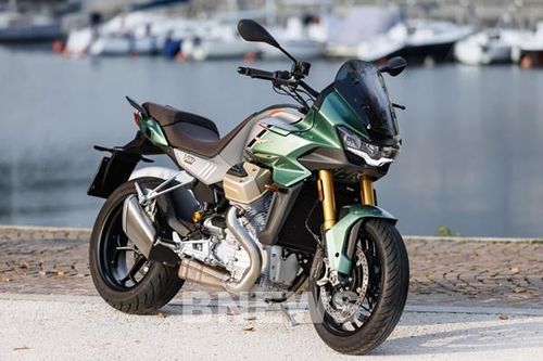 Piaggio sẽ đưa mẫu xe phân khối lớn Moto Guzzi V100 Mandello về Việt Nam vào tháng 8 tới