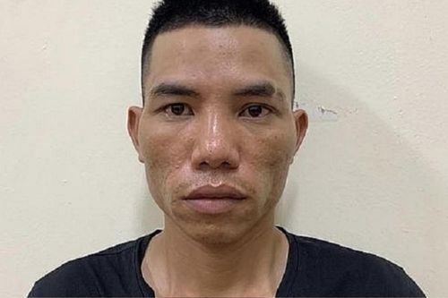 Bí mật bên trong chiếc khẩu trang của gã thanh niên giao nộp cho Công an ở phố Mai Dịch