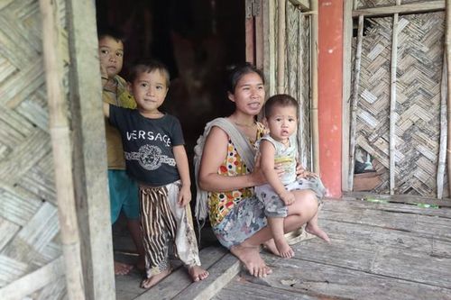 Tái định cư, người Đan Lai 'cõng' đói nghèo về nơi ở mới (Bài 3)