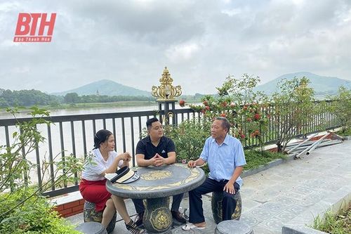 Trà La in bóng mây trời...