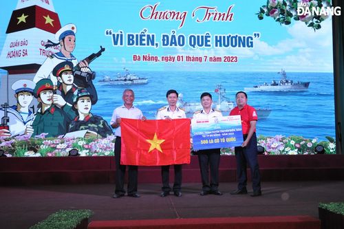 Nâng cao nhận thức 'Vì biển, đảo quê hương'