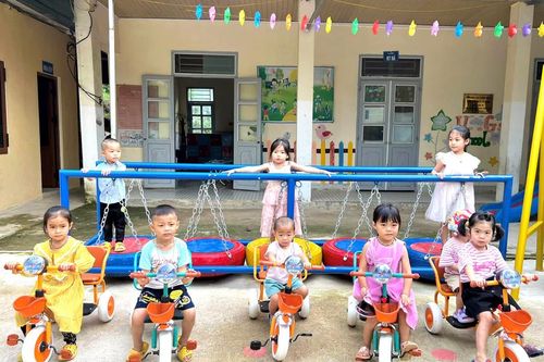 Mong ước sân chơi cho trẻ em các địa bàn