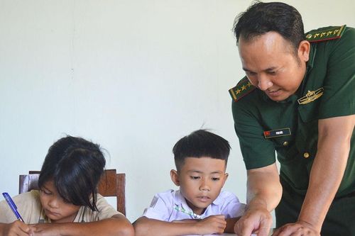 Vì bình yên buôn làng - Kỳ cuối: 'Đại đoàn kết toàn dân tộc là vấn đề cốt tử'