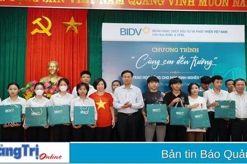 Ngân hàng TMCP Đầu tư và Phát triển Việt Nam tặng 150 suất học bổng cho học sinh nghèo vượt khó