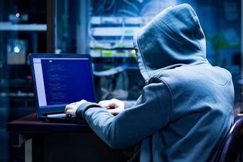 TPHCM: Bắt khẩn cấp 'hacker' xâm nhập hệ thống ngân hàng chiếm đoạt gần 10 tỷ đồng