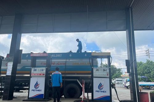 Bị tước giấy phép đủ điều kiện kinh doanh xăng dầu 2 tháng do bán xăng kém chất lượng