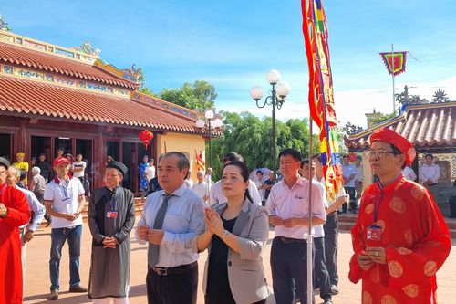 Lễ tưởng niệm 455 năm mất của Trấn Quốc công Bùi Tá Hán