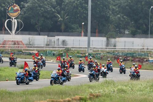 Bình Dương: Sôi động Giải đua xe Mô tô thử nghiệm 'Awakening Road năm 2023'