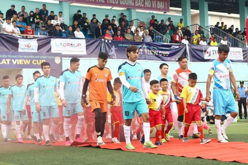 Thêm sân chơi bóng đá phong trào dành cho cộng đồng doanh nhân trẻ