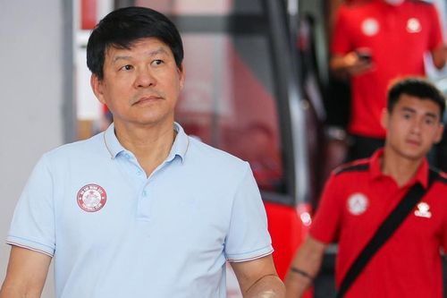 HLV Vũ Tiến Thành: 'CLB TP.HCM thua Viettel vì không may'