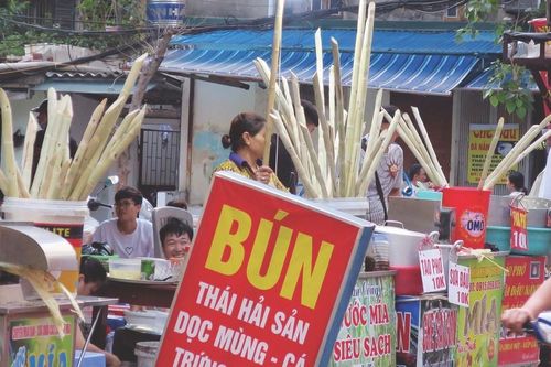 Thức uống 'siêu rẻ' khiến du khách mê mẩn khi tới Việt Nam