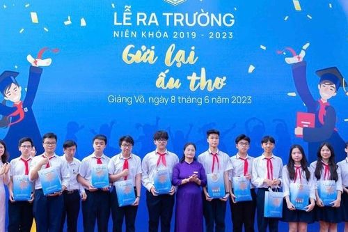 Trường THCS Giảng Võ có hơn 300 lượt học sinh đỗ vào lớp chuyên