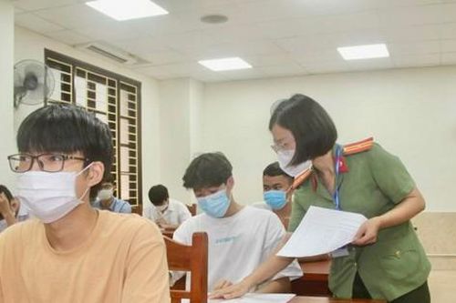16.000 thí sinh tham gia kỳ thi đánh giá của Bộ Công an