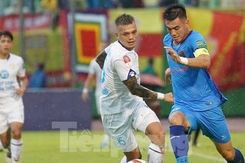 CLB Nam Định 3-2 B.Bình Dương: Bàn thua sớm định đoạt trận đấu