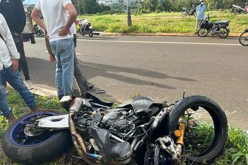Thai phụ bị xe phân khối lớn tông tử vong trên đường đi làm về