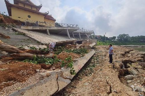 Công trình kè sông Phó Đáy bị sập, Vĩnh Phúc ra công văn hỏa tốc