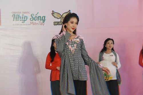 Cuộc thi 'Nét đẹp áo bà ba xưa và nay' chọn 46 thí sinh vào vòng chung kết
