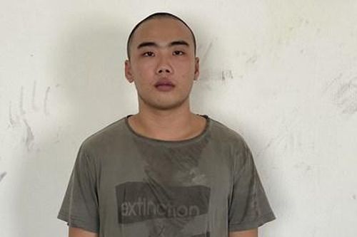 Phê chuẩn khởi tố, bắt tạm giam thanh niên đâm bạn gái trọng thương