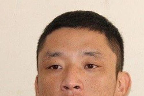 Bắt đối tượng tổ chức, môi giới cho người khác trốn đi nước ngoài
