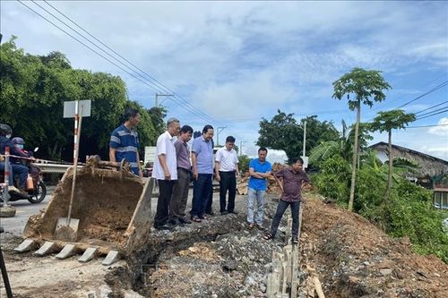 Long An: Khẩn trương khắc phục sạt lở nghiêm trọng tại cầu Bún Bà Của