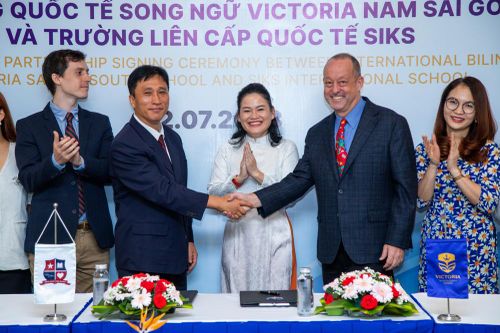 Trường Quốc tế Song ngữ Victoria Nam Sài Gòn hợp tác cùng Trường Liên Cấp Quốc Tế SIKS (Hàn Quốc) triển khai chương trình giáo dục quốc tế toàn phần