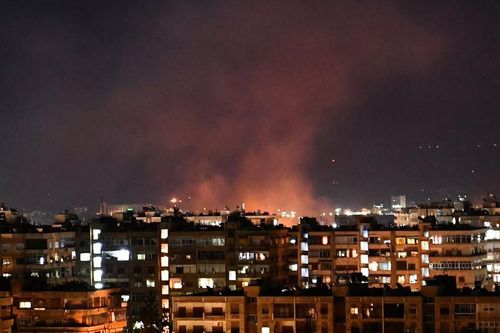 Israel tấn công hệ thống phòng không ở Syria