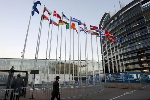 Các công ty hàng đầu lên tiếng cảnh báo về dự luật Trí tuệ nhân tạo của EU