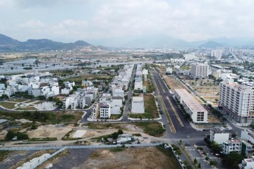 Nha Trang: Tăng cường công tác đăng ký đất đai, cấp giấy chứng nhận quyền sử dụng đất