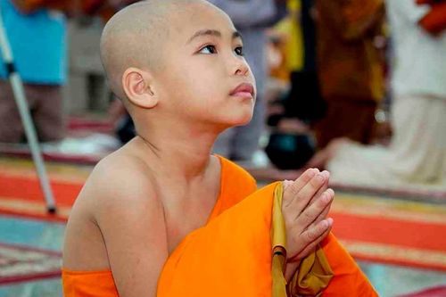 Thiền viện Phước Sơn tổ chức khóa xuất gia gieo duyên cho gần 1.000 Phật tử