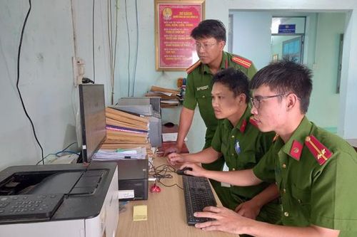 Vì sự bình yên của vùng quê lúa bên sông Đà Rằng