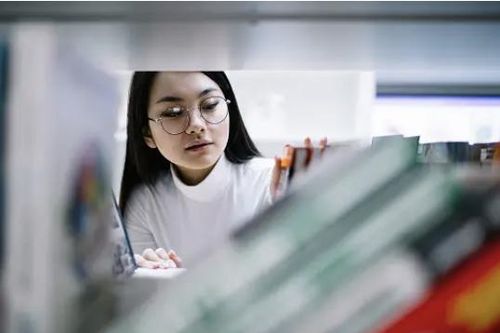 Nếu con trượt lớp 10 công lập...