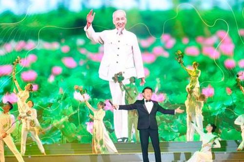 Xúc động đêm nhạc đặc biệt 'Thành phố tỏa sáng'