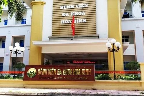 Người phụ nữ đến bệnh viện nhảy từ tầng 8 xuống đất, tử vong