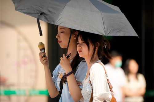 Các cách tránh nóng đơn giản tại nhà
