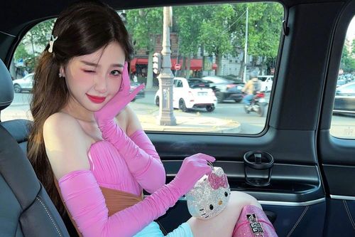 Mốt lộ áo lót giúp Ngu Thư Hân theo đuổi hình tượng gợi cảm