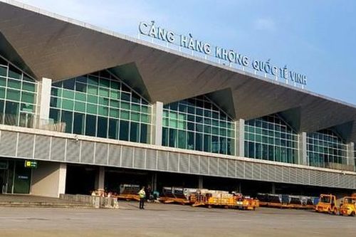 Dừng hoạt động sân bay Vinh để khắc phục sự cố đường băng