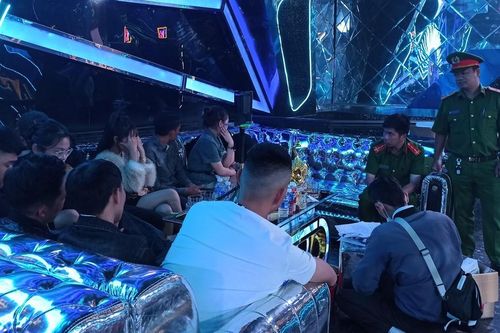 Tước giấy phép kinh doanh vũ trường có 26 khách dương tính với ma túy