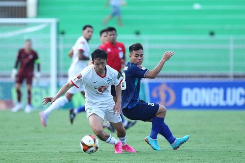 SLNA, HAGL đua trụ hạng Night Wolf V-League 2023 cùng CLB nào?