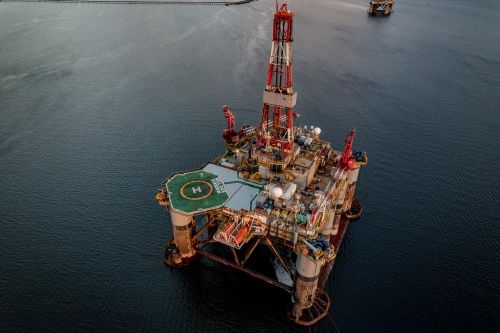 Libya muốn dừng khai thác dầu thô, Châu Âu có nên lo lắng?